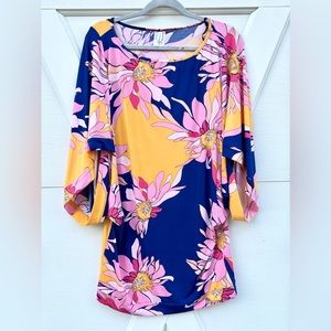 🔥 Closet Clearout!🔥 Trina Turk Floral Beach Cover Up